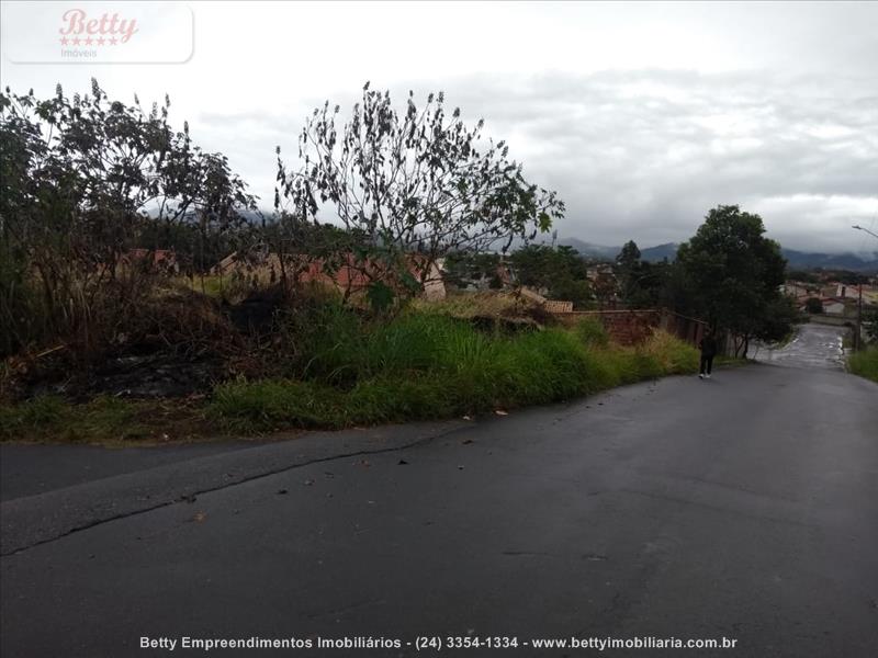 Terreno a Venda no Mirante das Agulhas em Resende