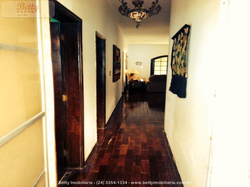 Casa a Venda no Alvorada em Resende