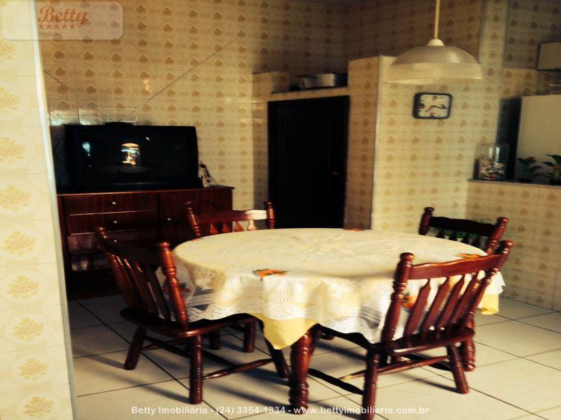 Casa a Venda no Alvorada em Resende