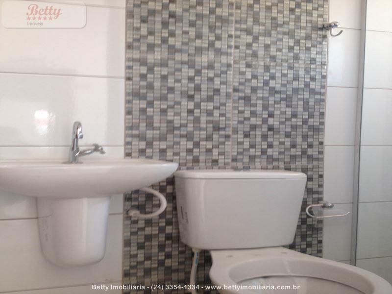 Casa a Venda no Jardim Aliança II em Resende