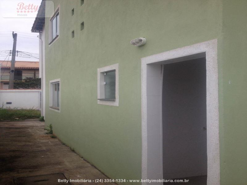 Casa a Venda no Jardim do Sol em Resende