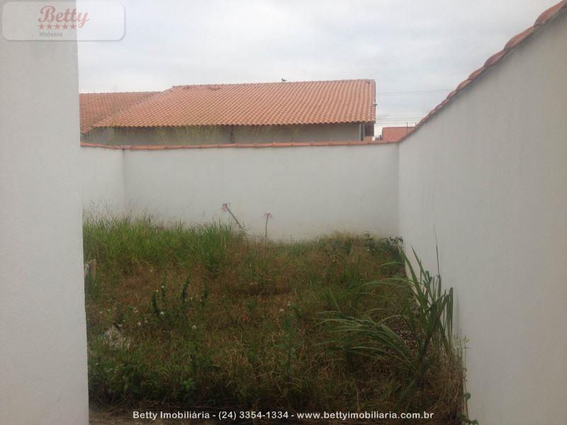 Casa a Venda no Jardim do Sol em Resende