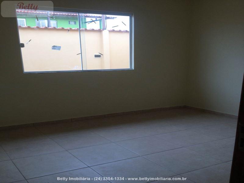 Casa a Venda no Jardim Aliança II em Resende