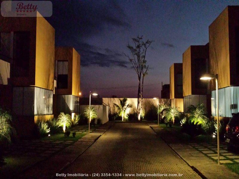 Casa a Venda no Parque Ipiranga em Resende