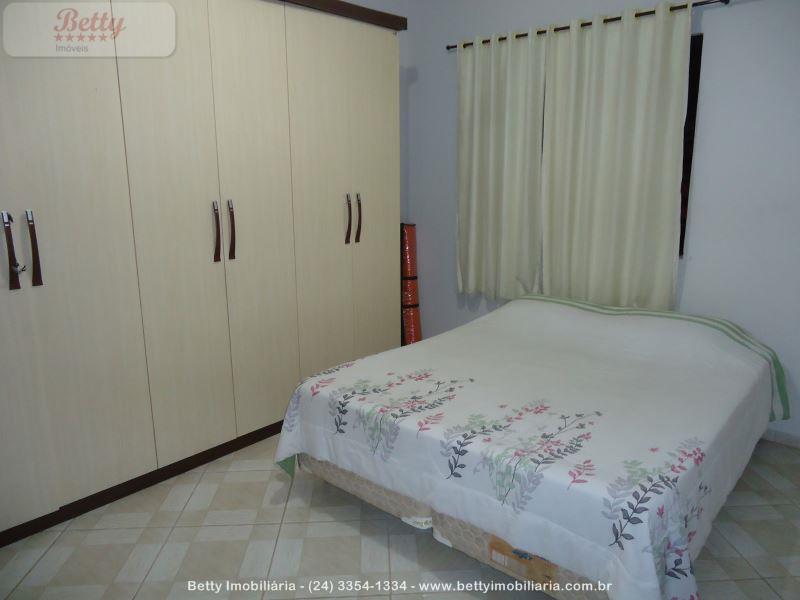 Casa a Venda no Jardim Brasília em Resende