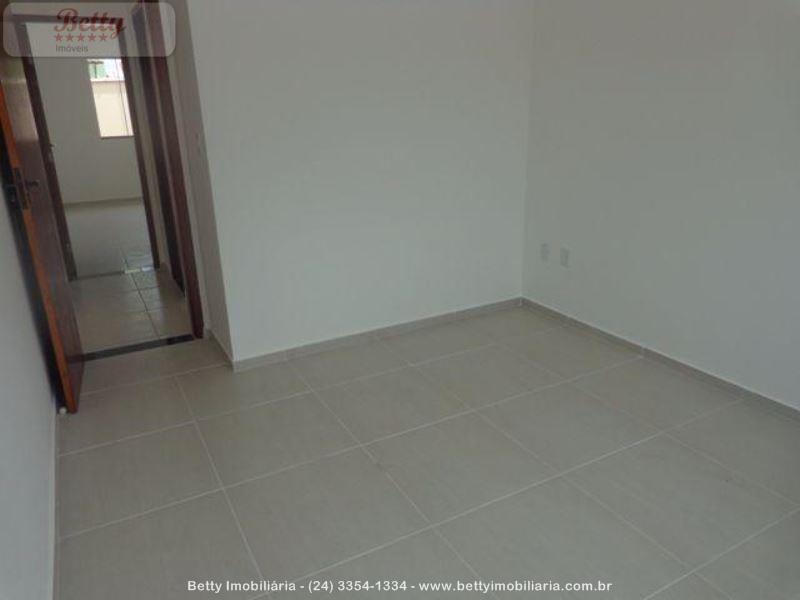 Casa a Venda no Morada do Contorno em Resende