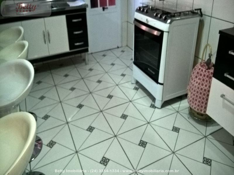 Casa a Venda no Jardim Beira Rio em Resende