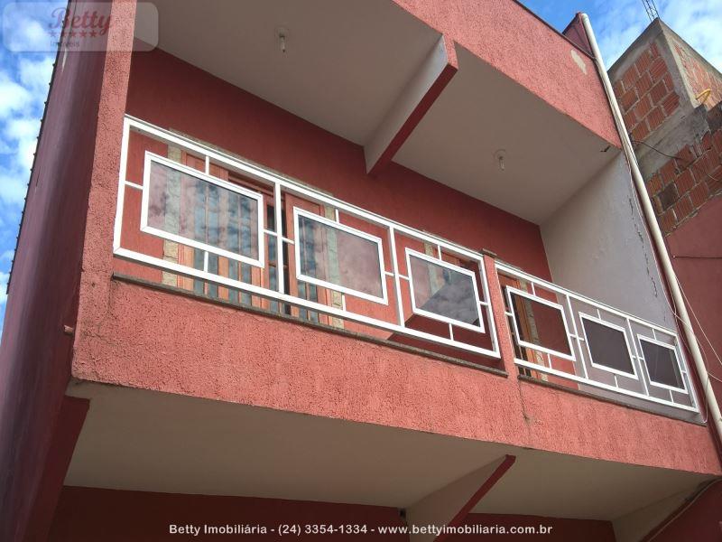 Casa a Venda no Jardim Beira Rio em Resende