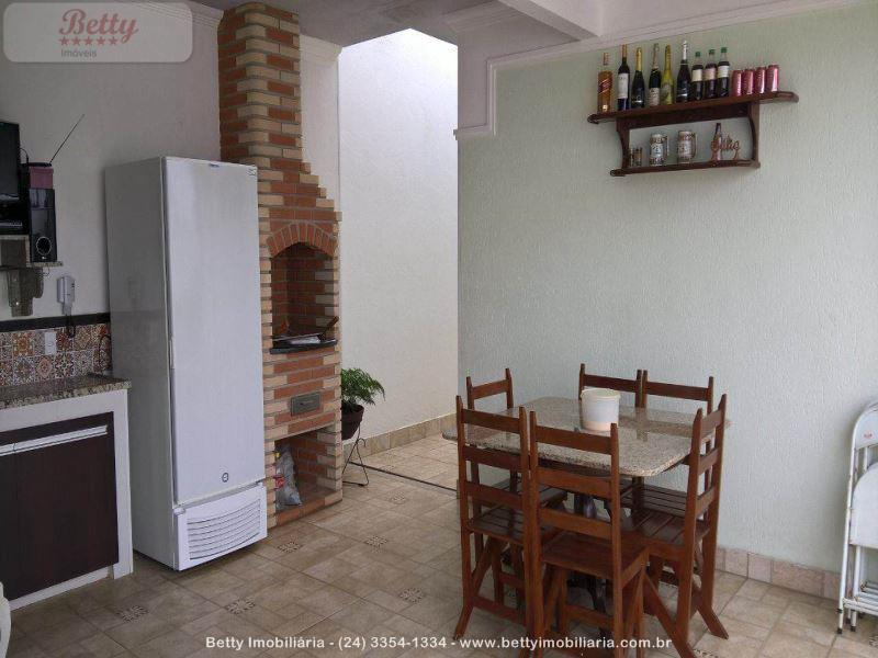 Casa a Venda no Jardim das Acácias em Porto Real