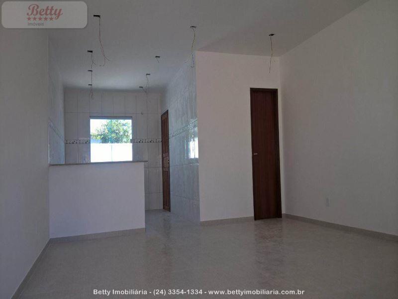 Casa a Venda no Morada da Montanha em Resende