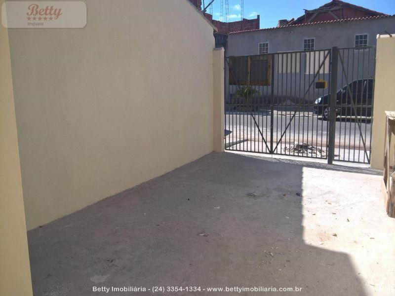Casa a Venda no Morada da Montanha em Resende