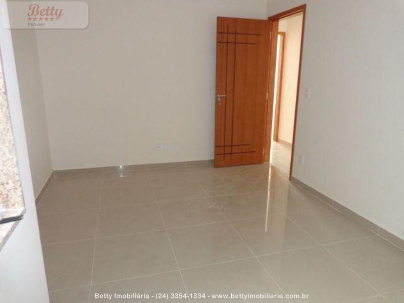 Casa a Venda no Parque Ipiranga em Resende