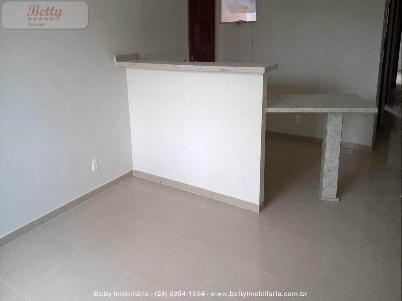 Casa a Venda no Jardim D'Oeste em Resende