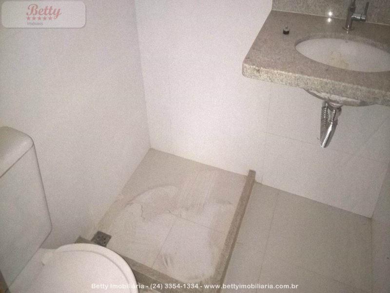 Casa a Venda no Jardim D'Oeste em Resende
