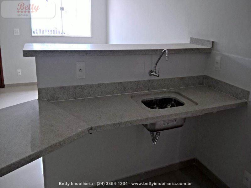 Casa a Venda no Jardim D'Oeste em Resende