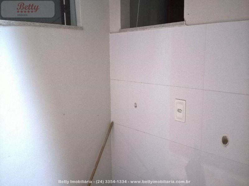 Casa a Venda no Jardim D'Oeste em Resende