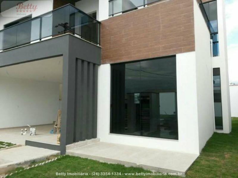 Casa a Venda no Morada da Colina I II III em Resende