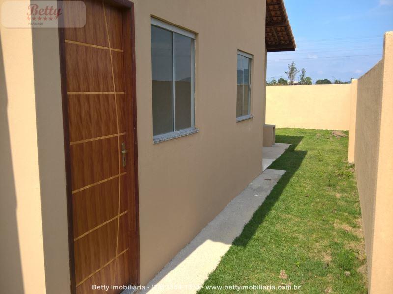 Casa a Venda no Fazenda da Barra em Resende