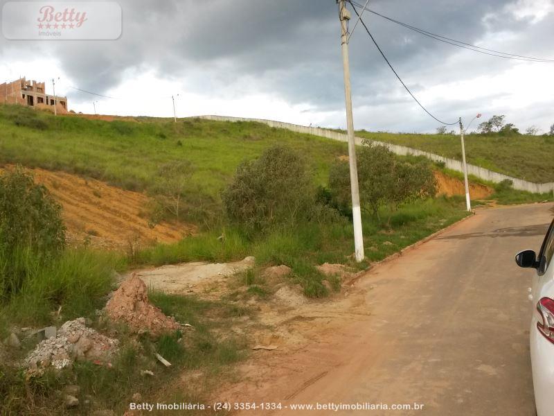 Terreno a Venda no Parque Ipiranga II em Resende
