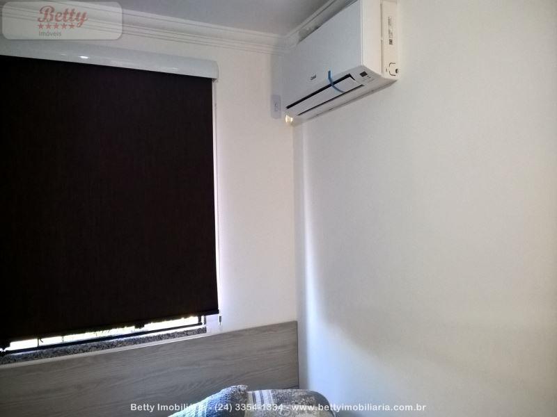Apartamento a Venda no Cidade Alegria em Resende