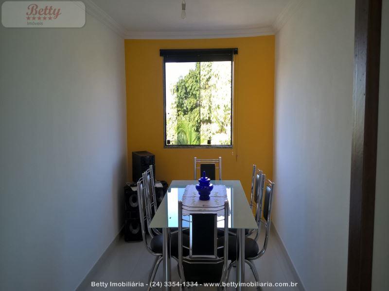 Apartamento a Venda no Cidade Alegria em Resende