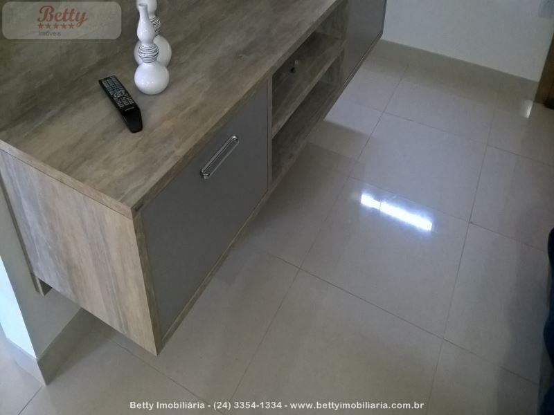 Apartamento a Venda no Cidade Alegria em Resende