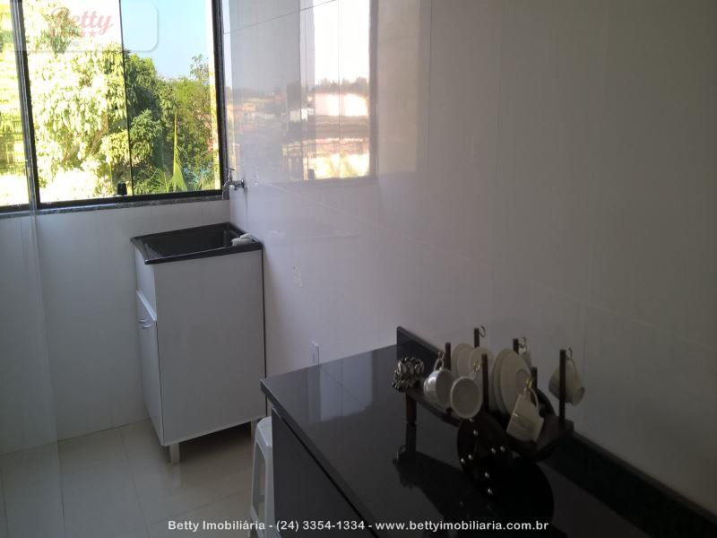Apartamento a Venda no Cidade Alegria em Resende