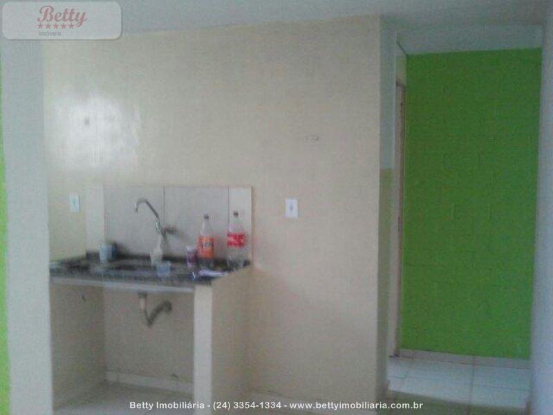 Apartamento a Venda no Cidade Alegria em Resende