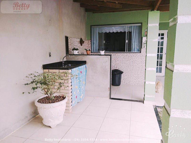 Casa a Venda no Morada da Montanha em Resende