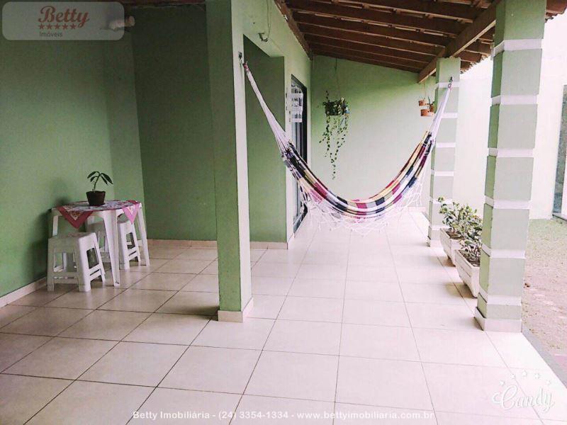 Casa a Venda no Morada da Montanha em Resende