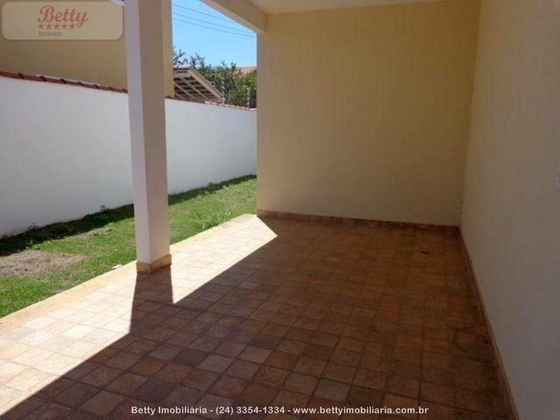 Casa a Venda no Parque Ipiranga II em Resende