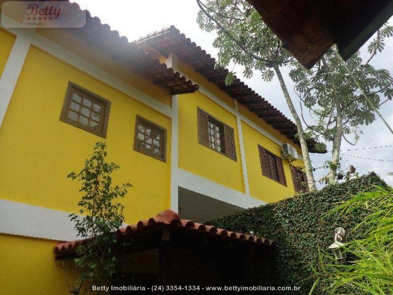 Casa a Venda no Jardim Brasília 2 em Resende