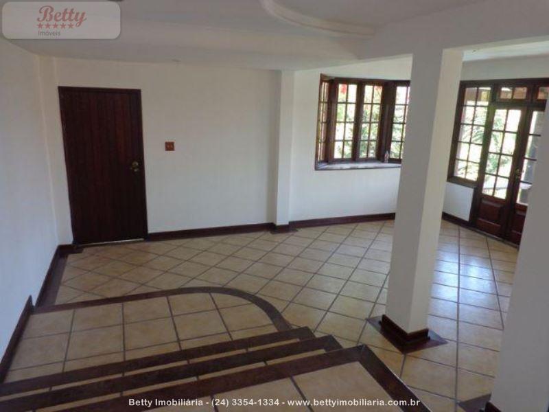 Casa a Venda no Jardim Brasília 2 em Resende
