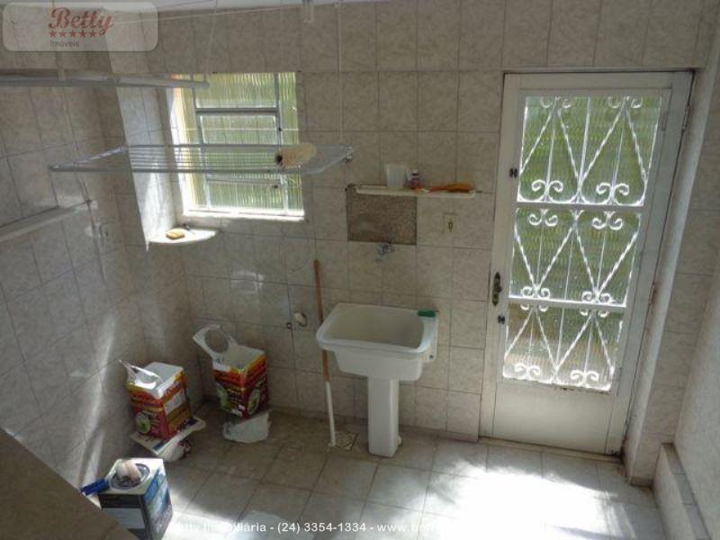 Casa a Venda no Jardim Brasília 2 em Resende