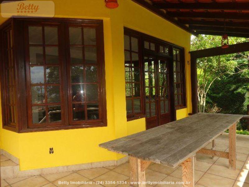 Casa a Venda no Jardim Brasília 2 em Resende