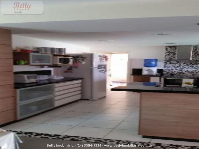 Casa a Venda no Morada da Colina I II III em Resende