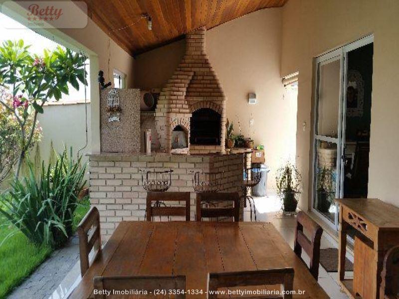 Casa a Venda no Morada da Colina I II III em Resende