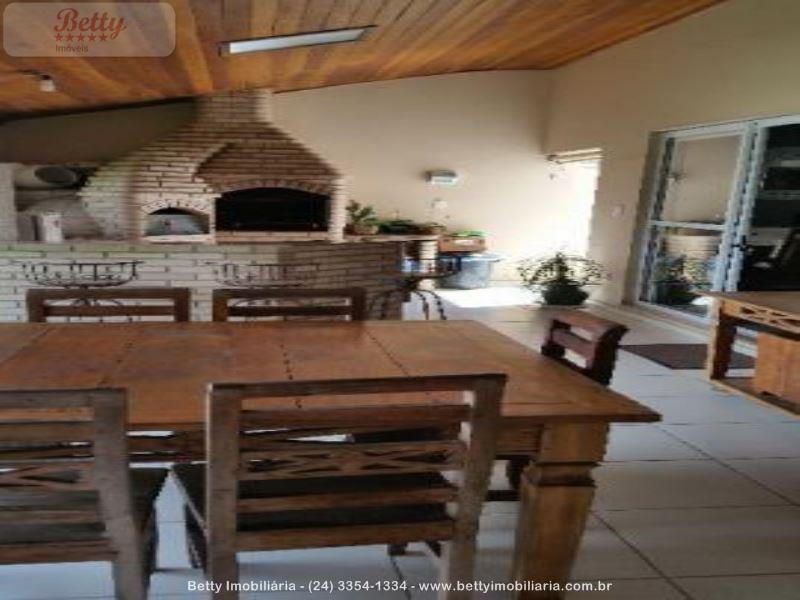 Casa a Venda no Morada da Colina I II III em Resende