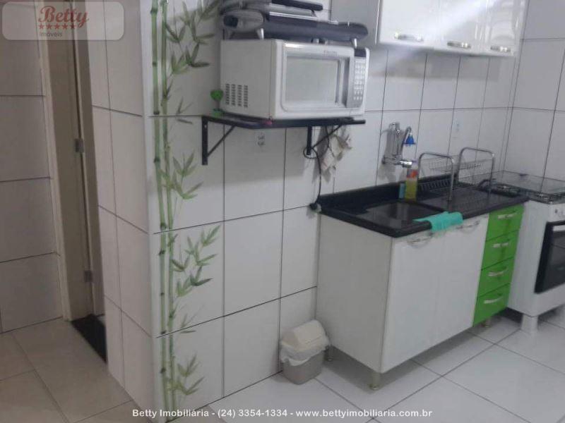 Apartamento a Venda no Cidade Alegria em Resende