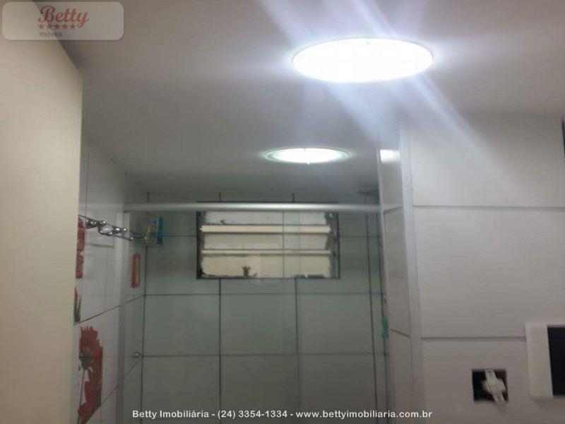 Apartamento a Venda no Cidade Alegria em Resende