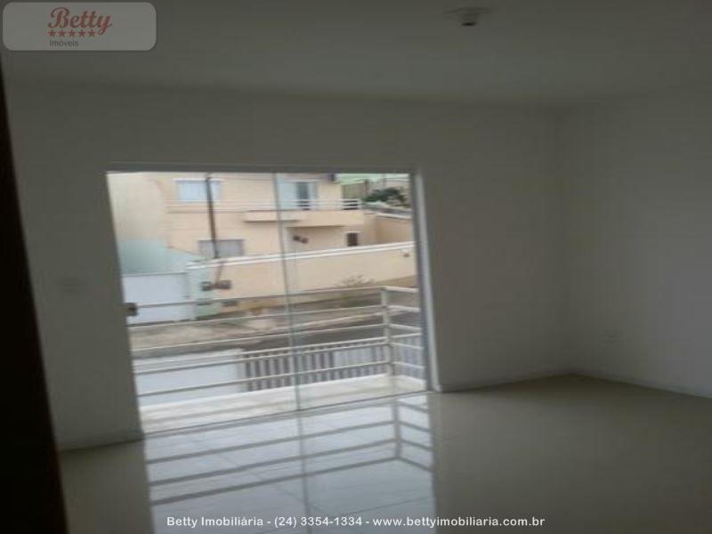 Casa a Venda no Parque Ipiranga em Resende