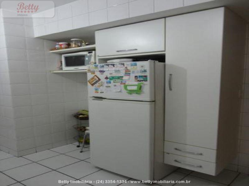 Apartamento a Venda no Centro em Resende