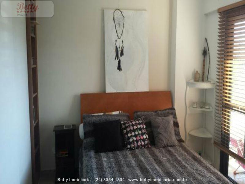 Apartamento a Venda no Centro em Resende