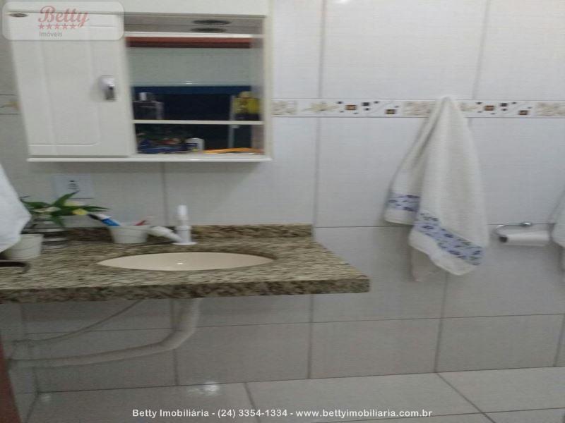 Casa a Venda no Jardim Aliança II em Resende