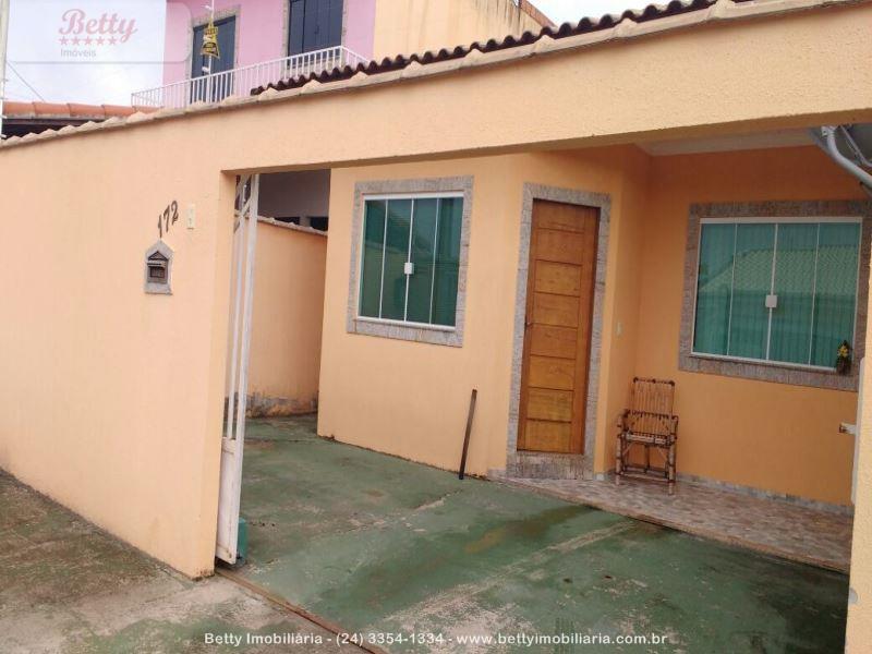 Casa a Venda no Jardim Aliança II em Resende