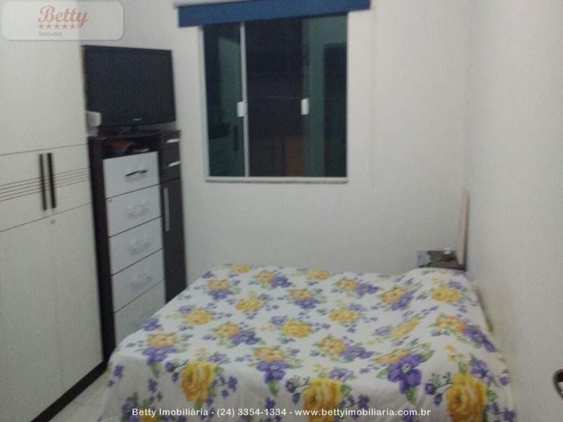 Casa a Venda no Jardim Aliança II em Resende