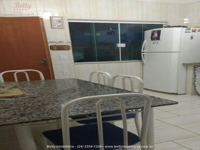 Casa a Venda no Jardim Aliança II em Resende