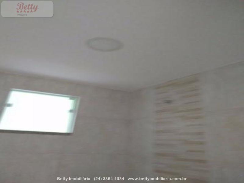 Casa a Venda no Jardim D'Oeste em Resende