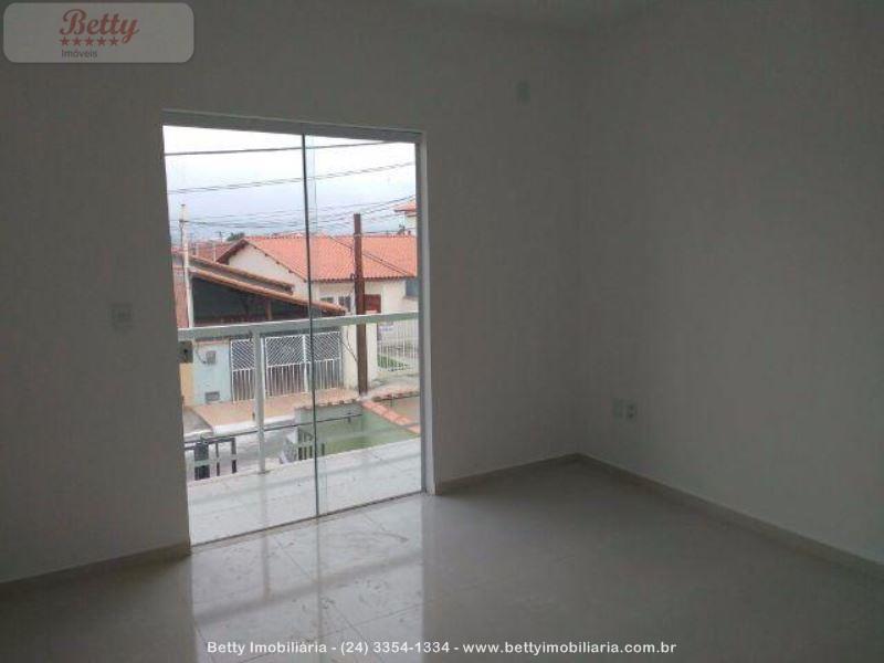 Casa a Venda no Jardim D'Oeste em Resende