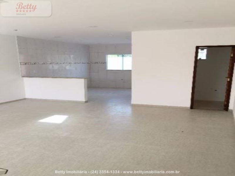 Casa a Venda no Morada da Montanha em Resende